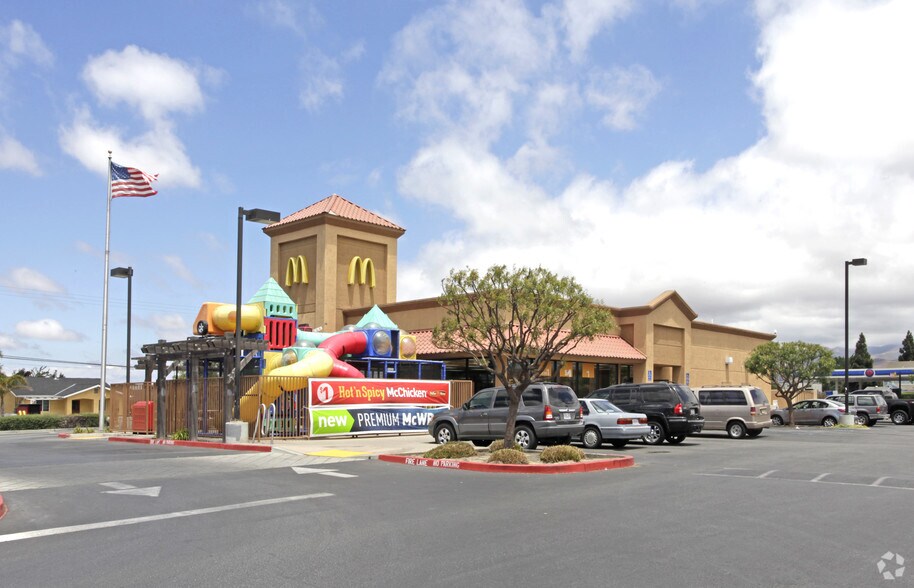 More Photos Of 614-620 Williams Rd, Salinas Unknown For Lease