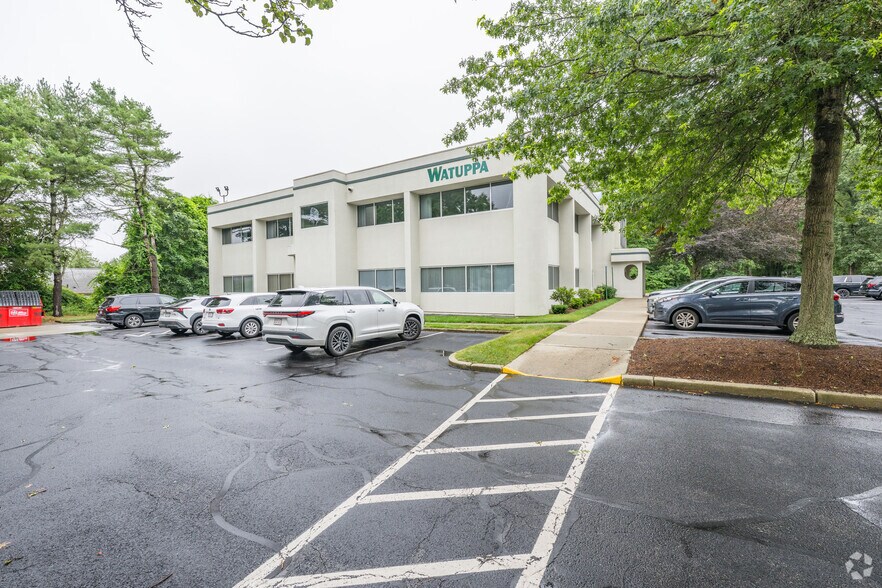 More Photos Of 49 State Rd, North Dartmouth Medical For Lease