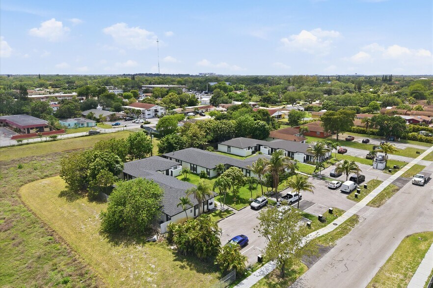 More Photos Of 6032 SW 25th St, Miramar Apartments For Sale
