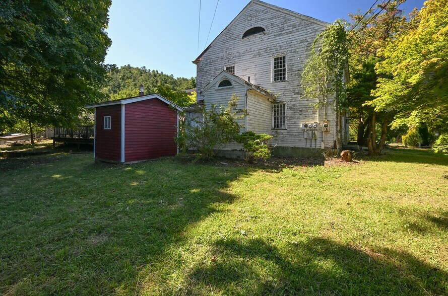 More Photos Of 329 Kent Rd, New Milford Apartments For Sale