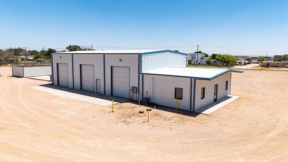 Primary Photo Of 3105 S County Road 1255, Midland Warehouse For Lease