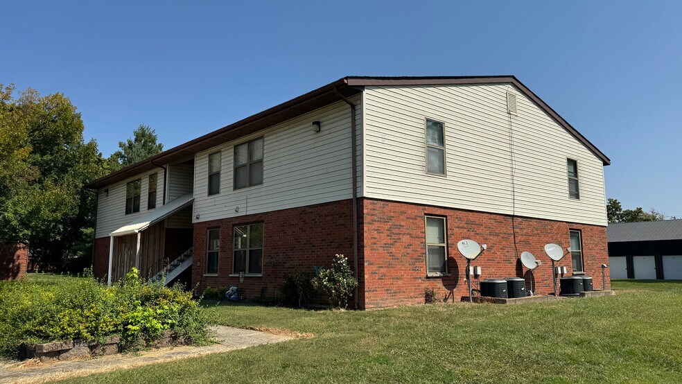 More Photos Of 818 6th St, Carrollton Apartments For Sale