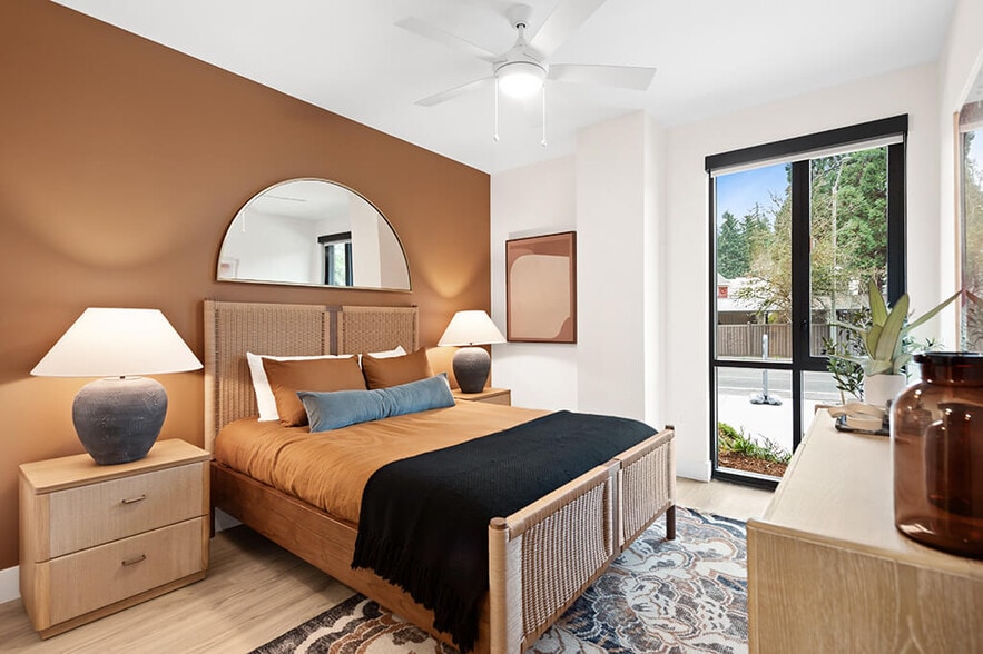 More Photos Of 12430 NE 120th St, Kirkland Apartments For Lease