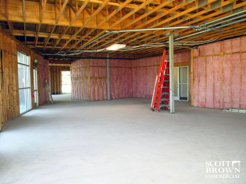 More Photos Of 2505 Scripture St, Denton Medical For Lease