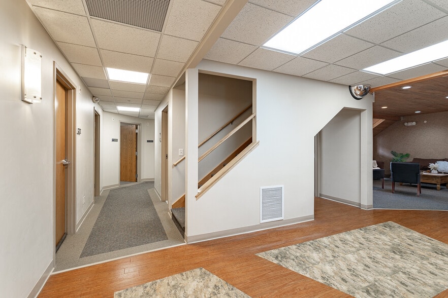 More Photos Of 520 N 28th Ave, Wausau Medical For Sale