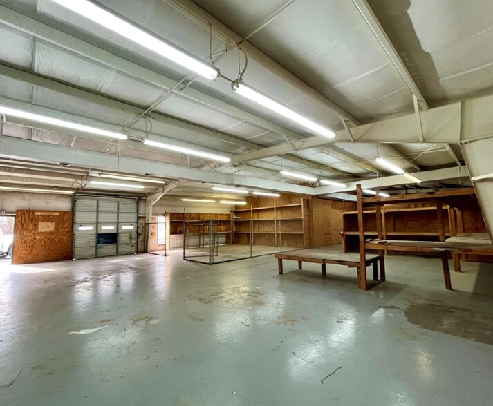 More Photos Of 8545 Highway 52, Rockwell Flex For Sale