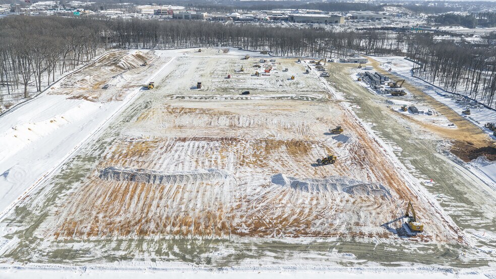 More Photos Of 205 Stanton Christiana Rd, Newark Warehouse For Lease