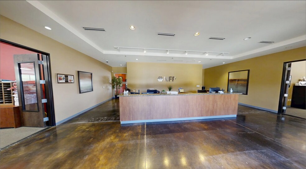 More Photos Of 17100 N 67th Ave, Glendale Office For Sale