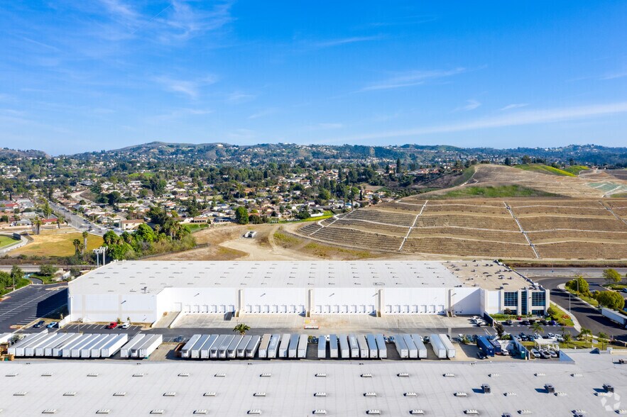 More Photos Of 280 Machlin Ct, City of Industry Warehouse For Lease