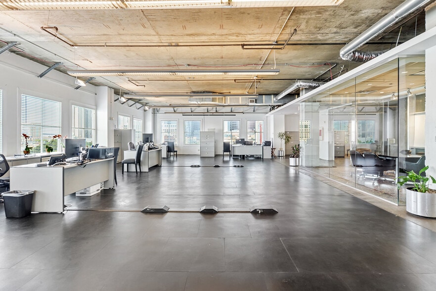 More Photos Of 600 Decatur St, New Orleans Unknown For Lease