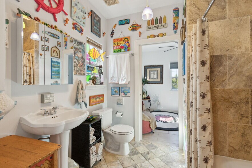 More Photos Of 627 N Fletcher Ave, Fernandina Beach Multifamily For Sale