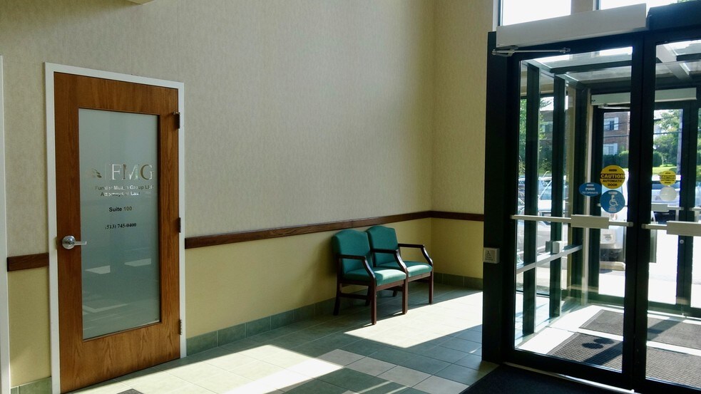 More Photos Of 6725 Miami Ave, Madeira Medical For Lease