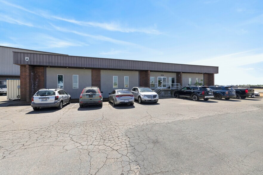 More Photos Of 1370 Furneaux Rd, Olivehurst Manufacturing For Lease
