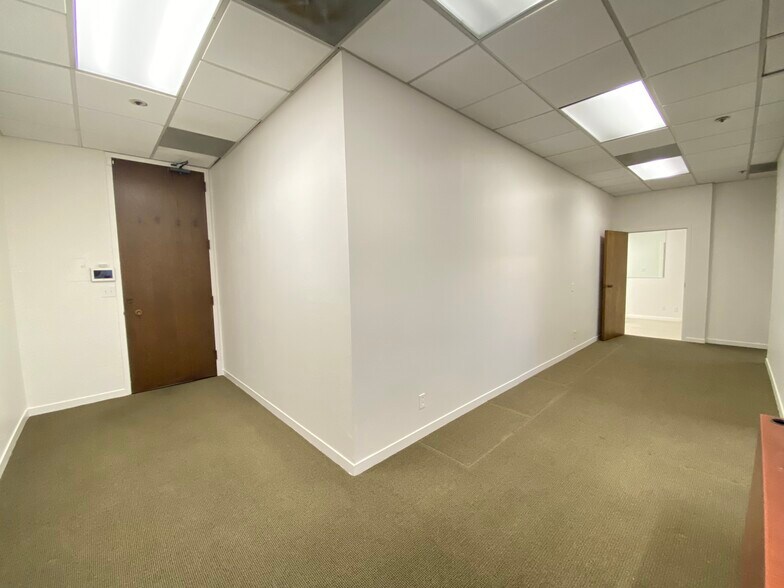 More Photos Of 4966 El Camino Real, Los Altos Office For Sale