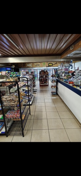 More Photos Of 6918 Church Ave, Potts Camp Convenience Store For Sale