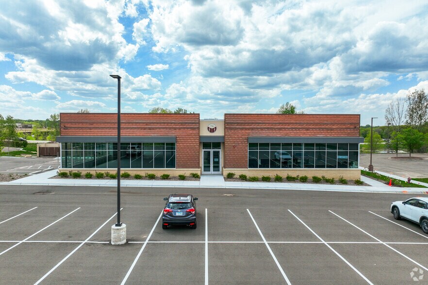 Primary Photo Of 796 Bielenberg Dr, Woodbury Office For Sale