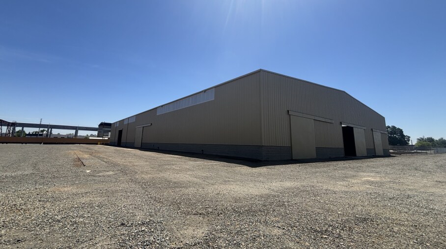 More Photos Of 8845 Elder Creek Rd, Sacramento Warehouse For Lease