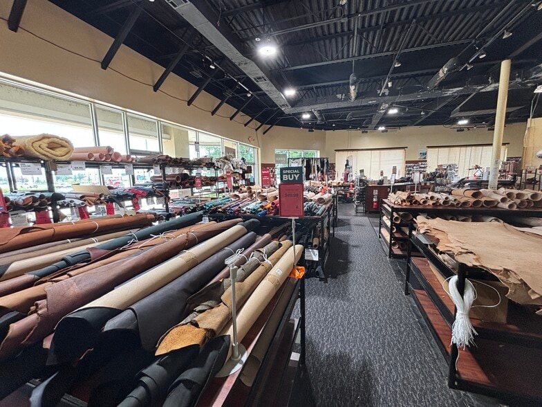 More Photos Of 7601 W Sam Houston S, Houston Storefront For Sale