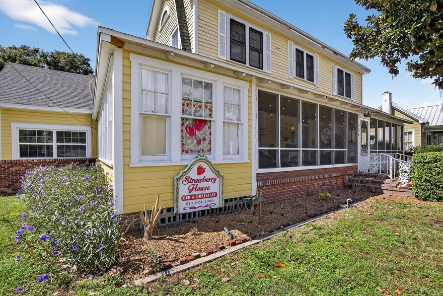 More Photos Of 805 N Wheeler St, Plant City Hospitality For Sale