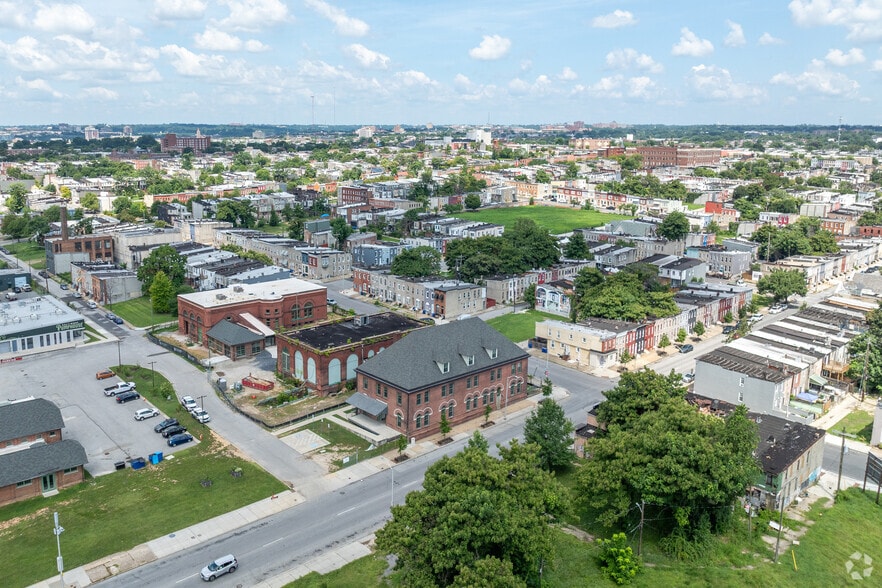 More Photos Of 1414 N Wolfe St, Baltimore Showroom For Lease