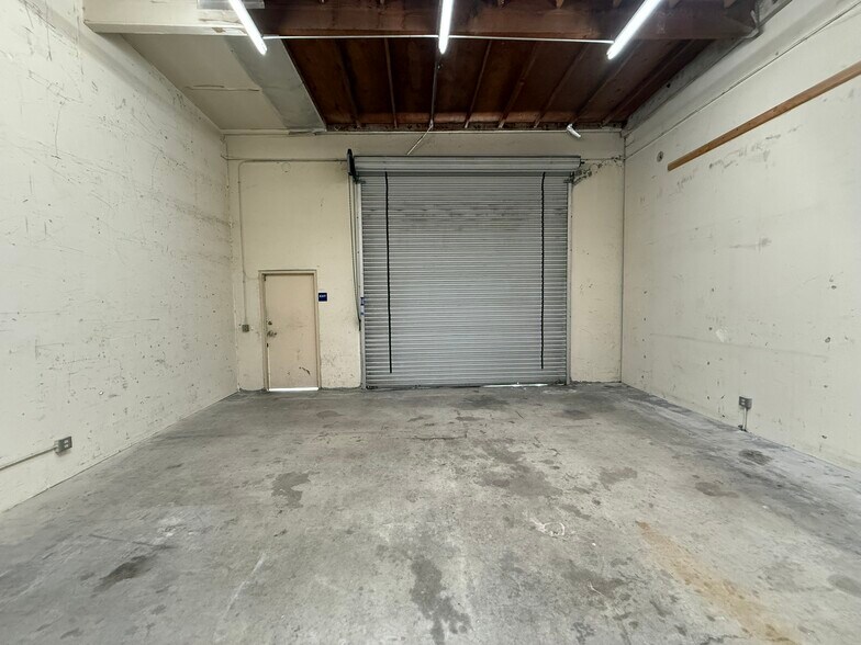 More Photos Of 1935 Friendship Dr, El Cajon Manufacturing For Sale