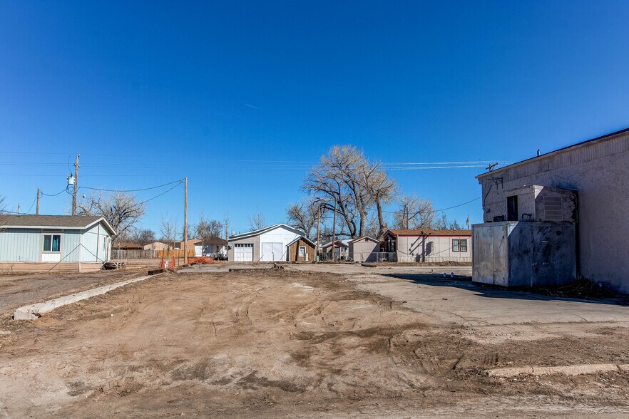 More Photos Of 618 1st Ave, Deer Trail Restaurant For Sale