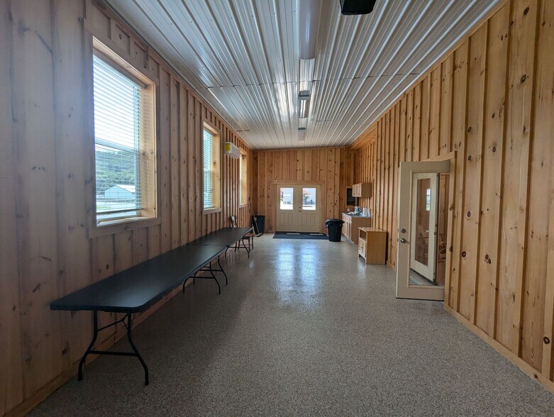 More Photos Of 562 W 29th St, Buena Vista Freestanding For Sale