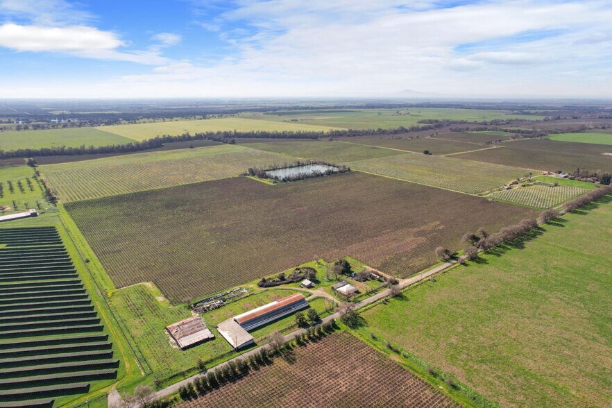 More Photos Of 9590 Kost rd, Galt Land For Sale