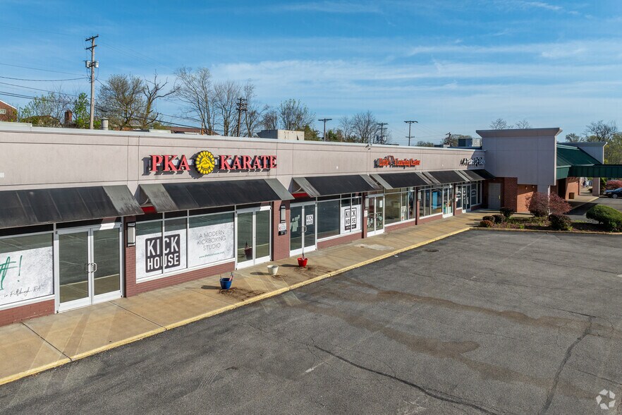 More Photos Of 5001-5031 Curry Rd, Pittsburgh General Retail For Lease
