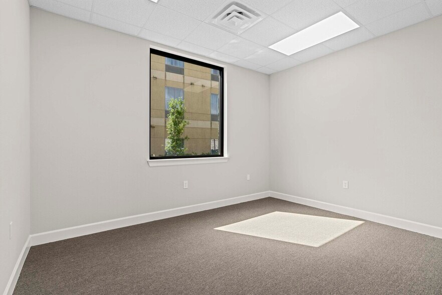 More Photos Of 25145 Star Ln, Katy Medical For Lease