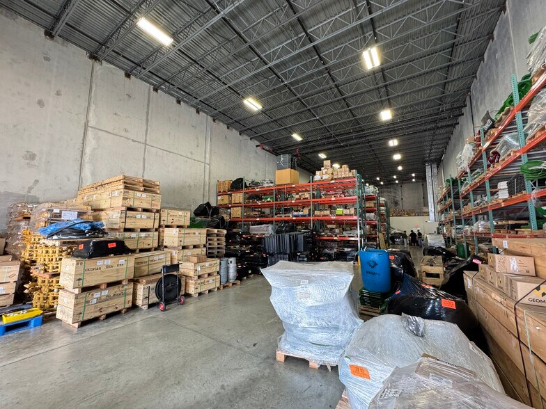 More Photos Of 8565 W 44th Ave, Hialeah Warehouse For Lease