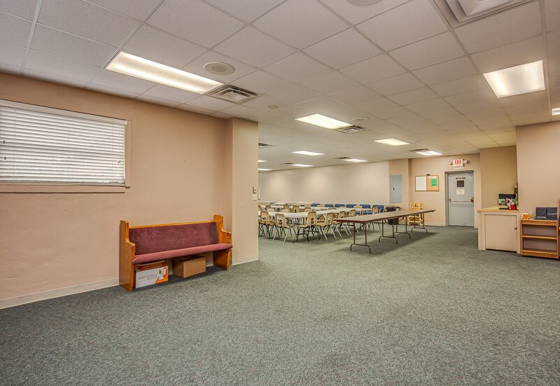 More Photos Of 510 Rosebank Ave, Nashville Schools For Lease