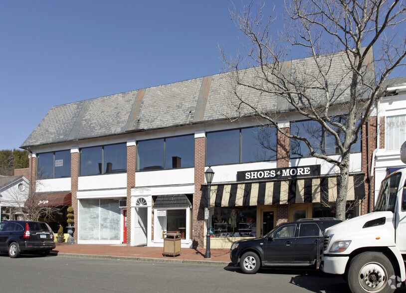 More Photos Of 125 Elm St, New Canaan Storefront Retail Office For Lease
