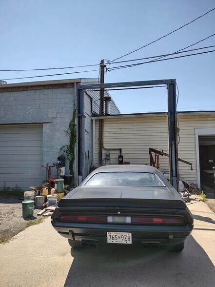 More Photos Of 319 N Adams St, Havre De Grace Warehouse For Sale