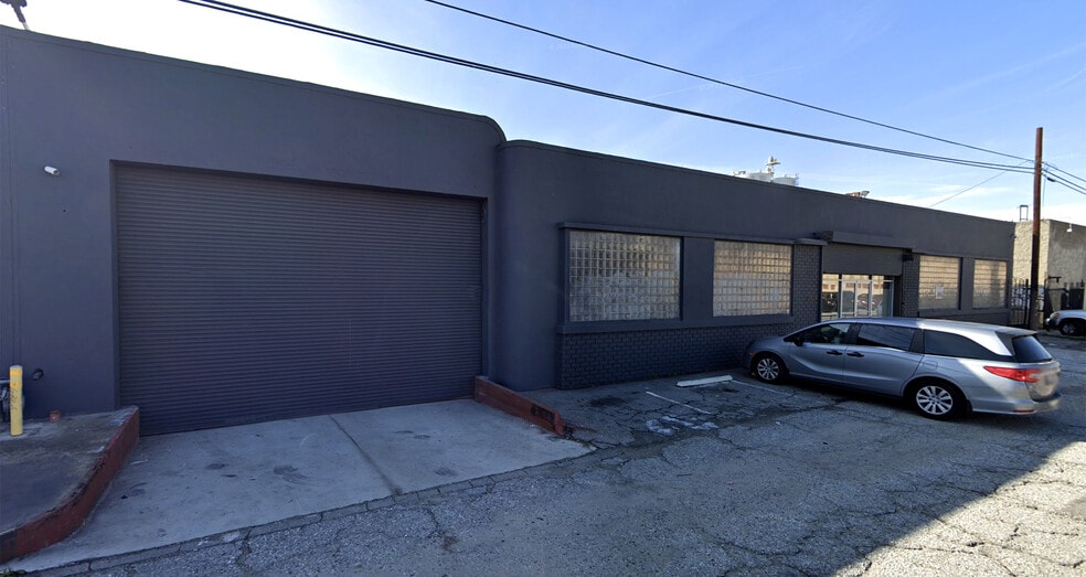 Primary Photo Of 2824-2828 E 12th St, Los Angeles Manufacturing For Lease