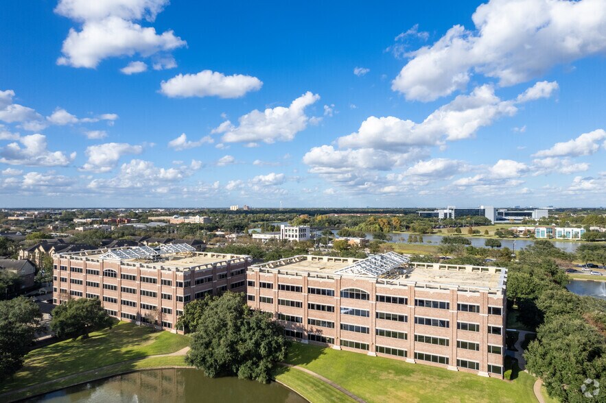 More Photos Of 1600 Highway 6, Sugar Land Office For Lease