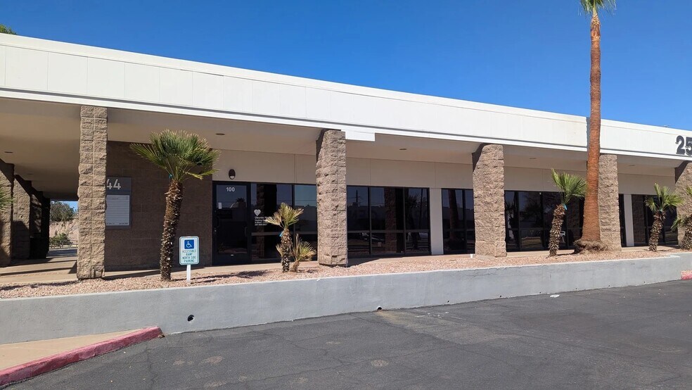More Photos Of 2544 E University Dr, Phoenix Office For Sale