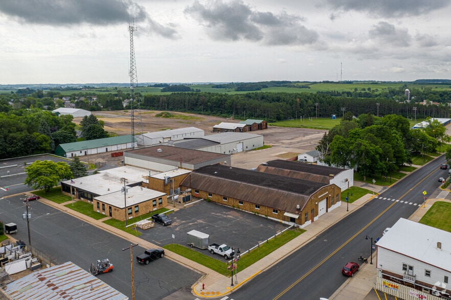 More Photos Of 920 3rd St, Hammond Service For Lease