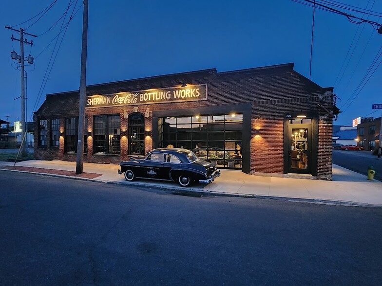 Primary Photo Of 200 E Church St, Williamsport Storefront Retail Office For Lease