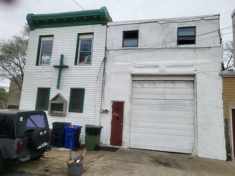 More Photos Of 712 S 3rd St, Camden Storefront Retail Residential For Sale