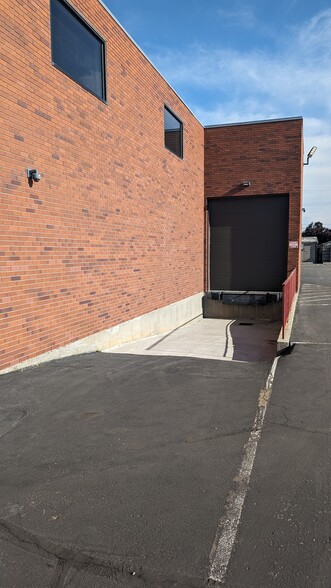 More Photos Of 332 E 3300 S, Salt Lake City Light Distribution For Lease