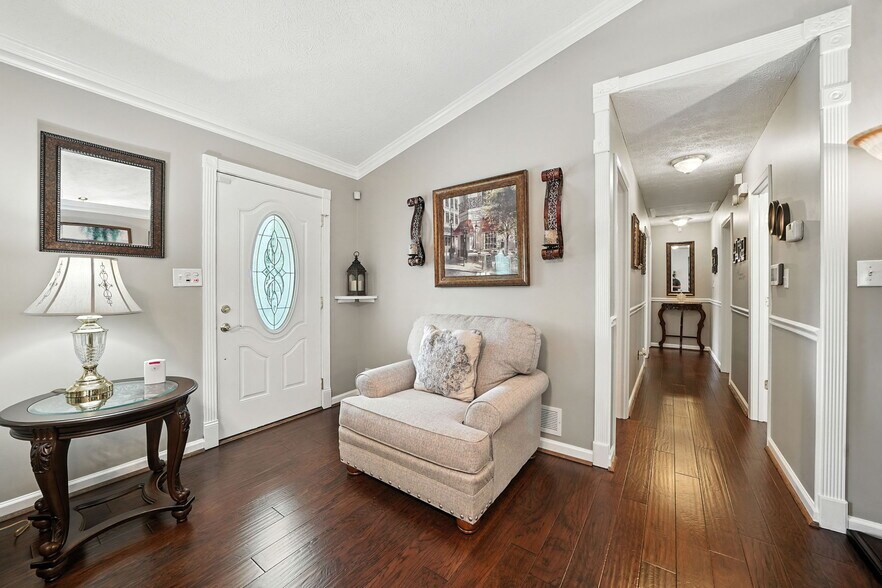 More Photos Of 84 Ledbetter Rd, Villa Rica Light Distribution For Sale