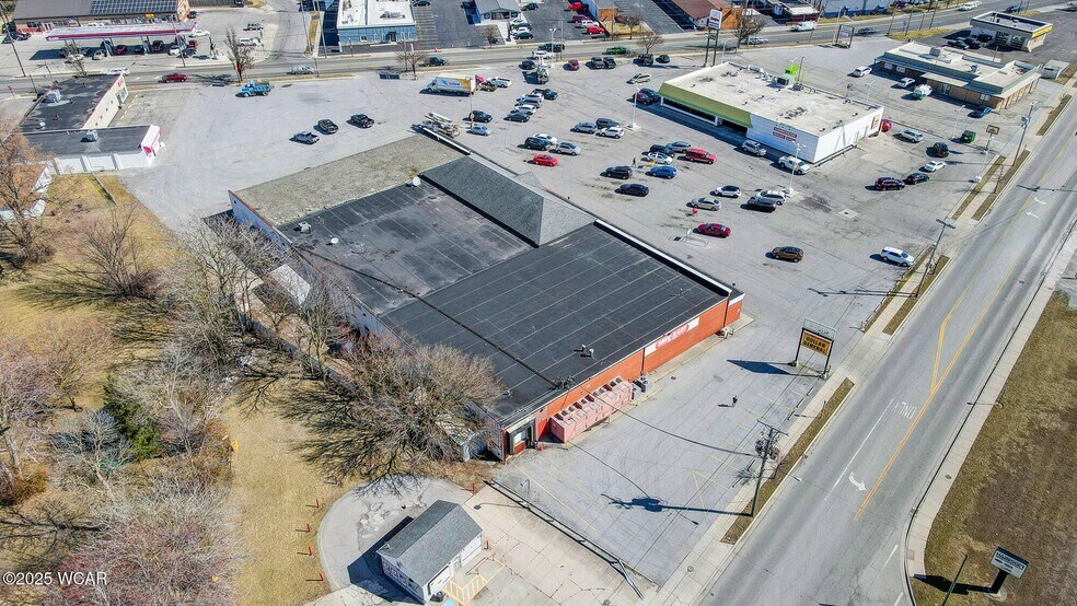 More Photos Of 1330 Bellefontaine Ave, Lima Storefront For Sale