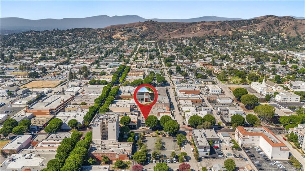 More Photos Of 13015 Philadelphia St, Whittier Restaurant For Sale