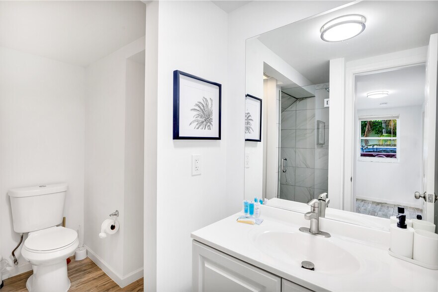 More Photos Of 506 S M St, Lake Worth Beach Apartments For Sale