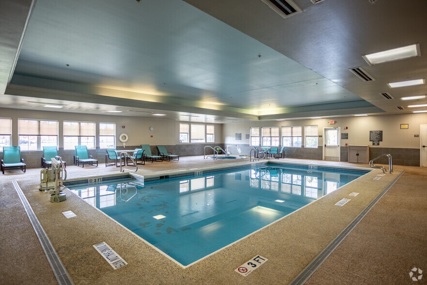 More Photos Of 1308 Freedom Rd, Cranberry Township Hotel For Sale