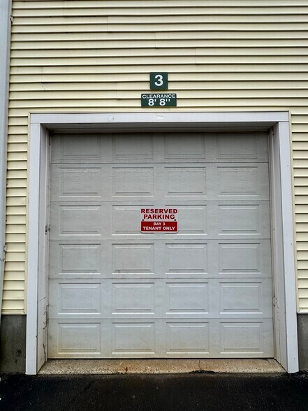 More Photos Of 1035 Bedford St, Abington Storefront Retail Office For Lease