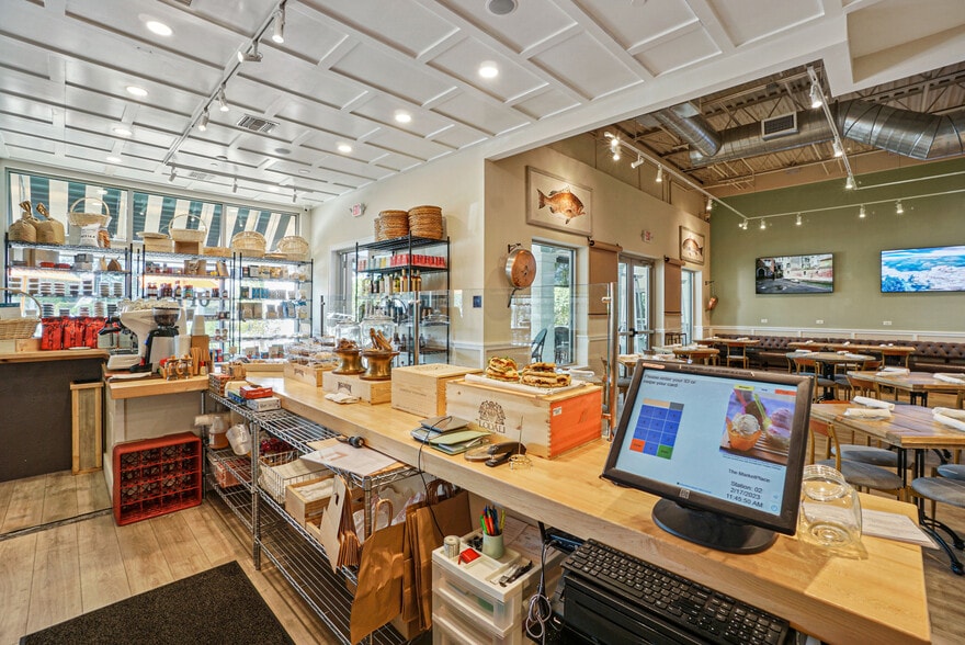 More Photos Of 10431 SE Federal Hwy, Hobe Sound Restaurant For Lease