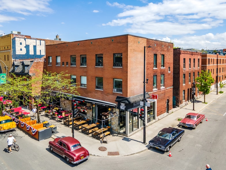 Primary Photo Of 2504-2518 Notre-Dame W, Montréal Apartments For Sale