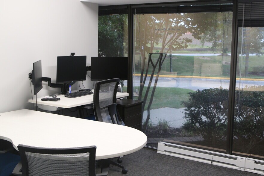 More Photos Of 1190 Winterson Rd, Linthicum Office For Lease